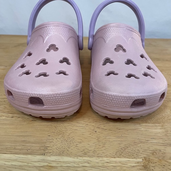 mickey mouse crocs women's